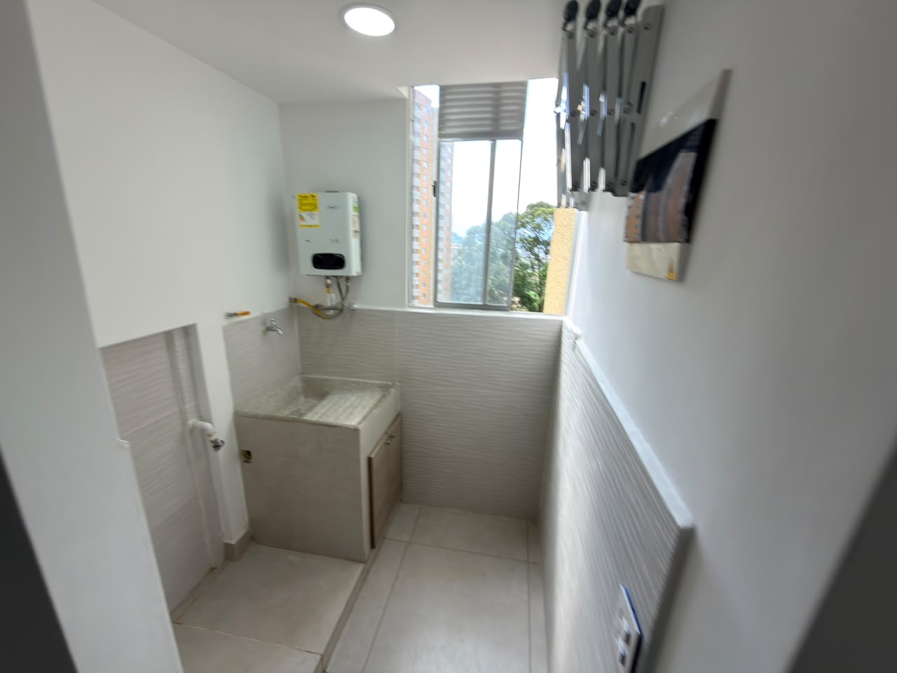 ARRIENDO APARTAMENTO EN SAN ANTONIO DE PRADO SECTOR EL VERGEL