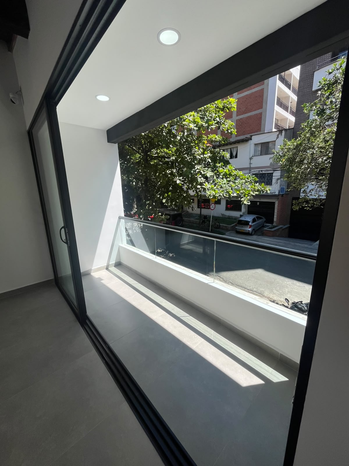 Arriendo casa para uso comercial la Castellana