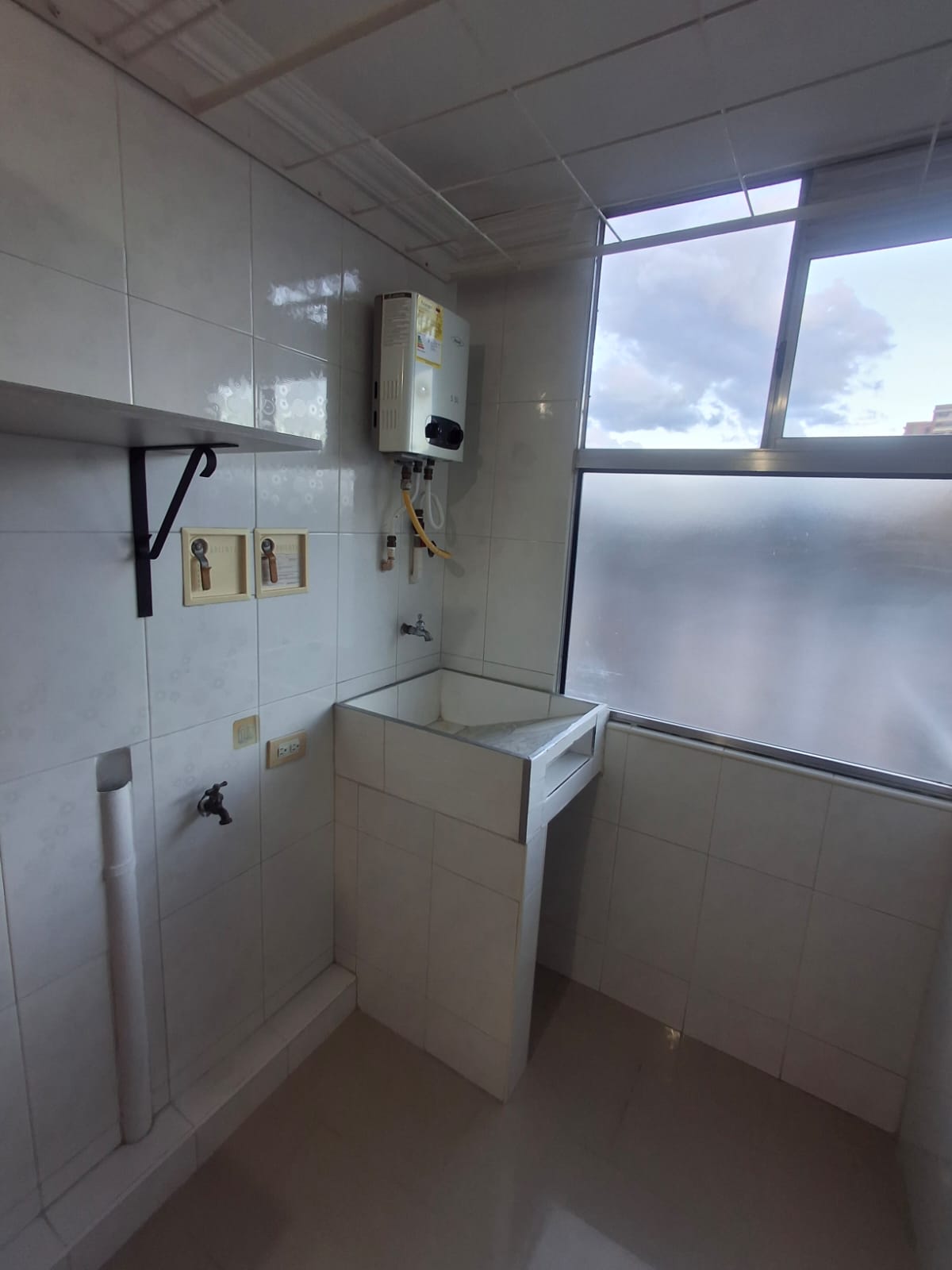Arriendo Apartamento Calasanz
