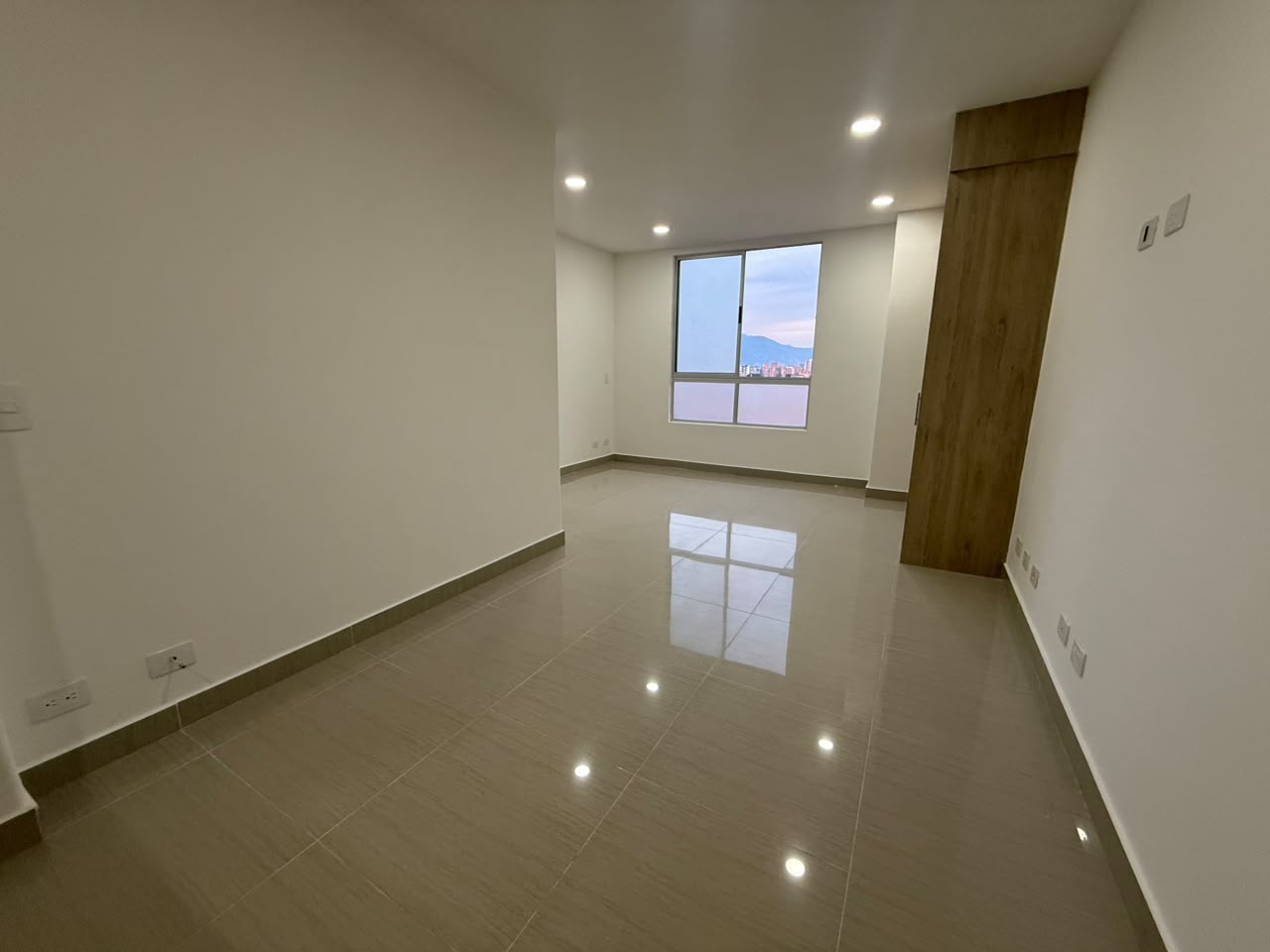 ARRIENDO APARTAESTUDIO EN CALASANZ PARTE BAJA