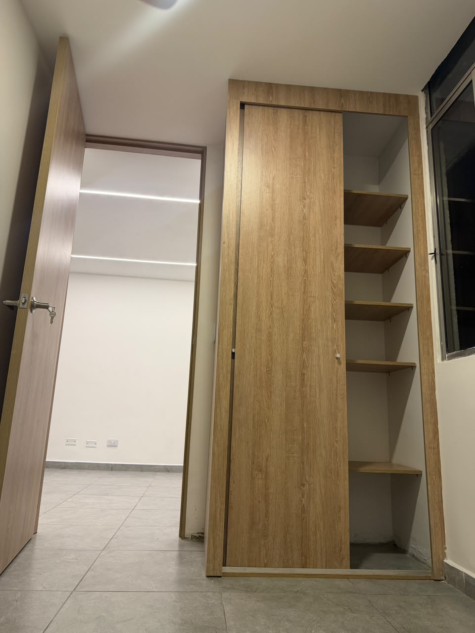 VENDO APARTAMENTO EN LA AURORA