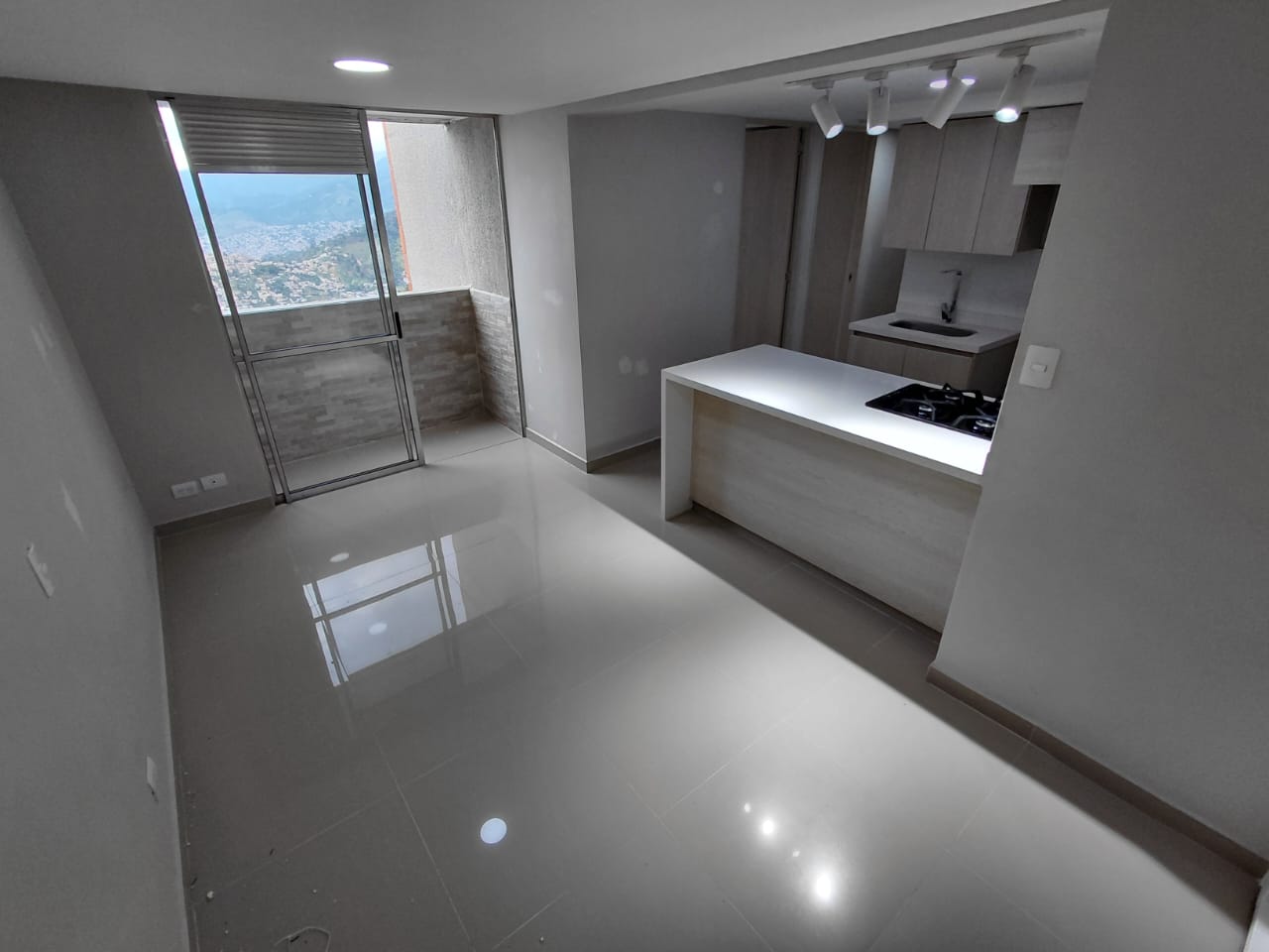 Arriendo Apartamento Robledo Pajarito