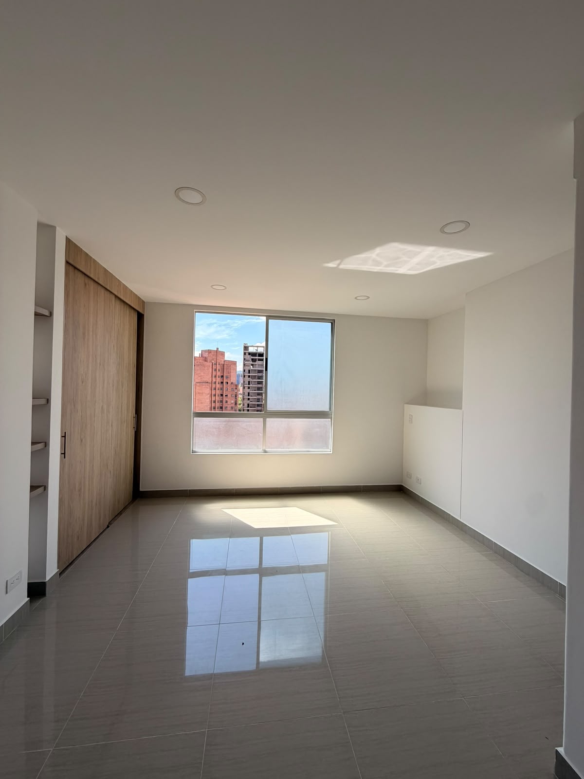 ARRIENDO APARTAESTUDIO EN CALASANZ