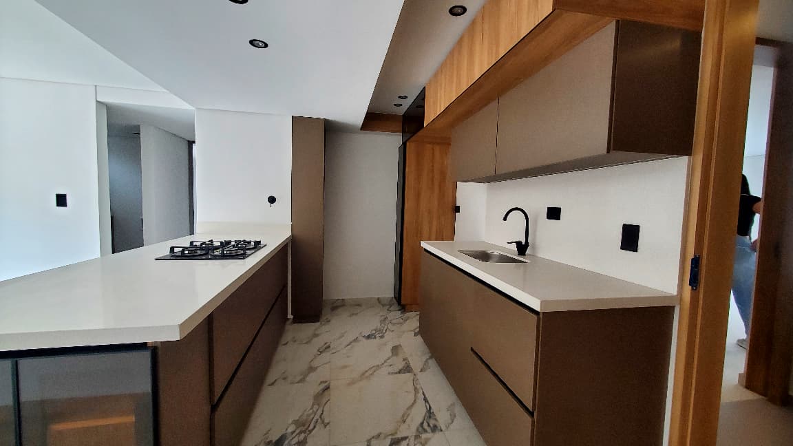 Arriendo apartaestudio en la candelaria