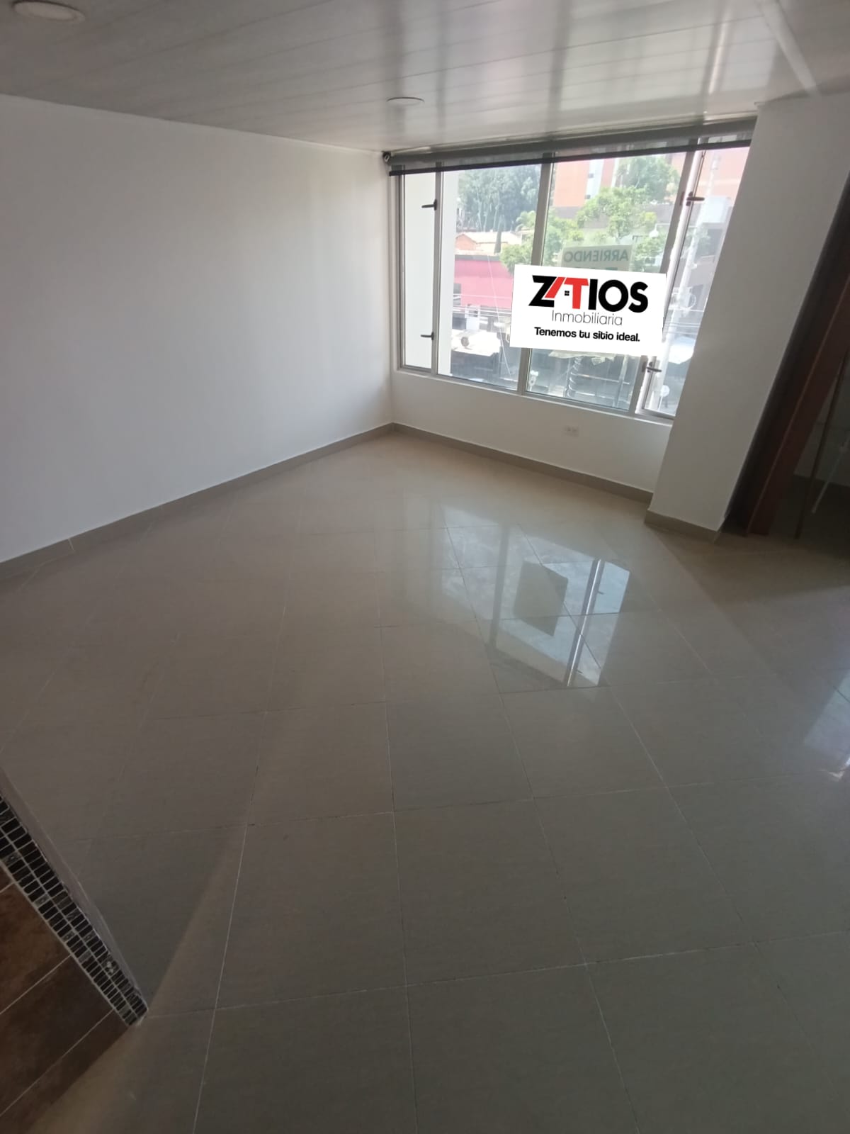 Arriendo Local para Oficinas en Laureles