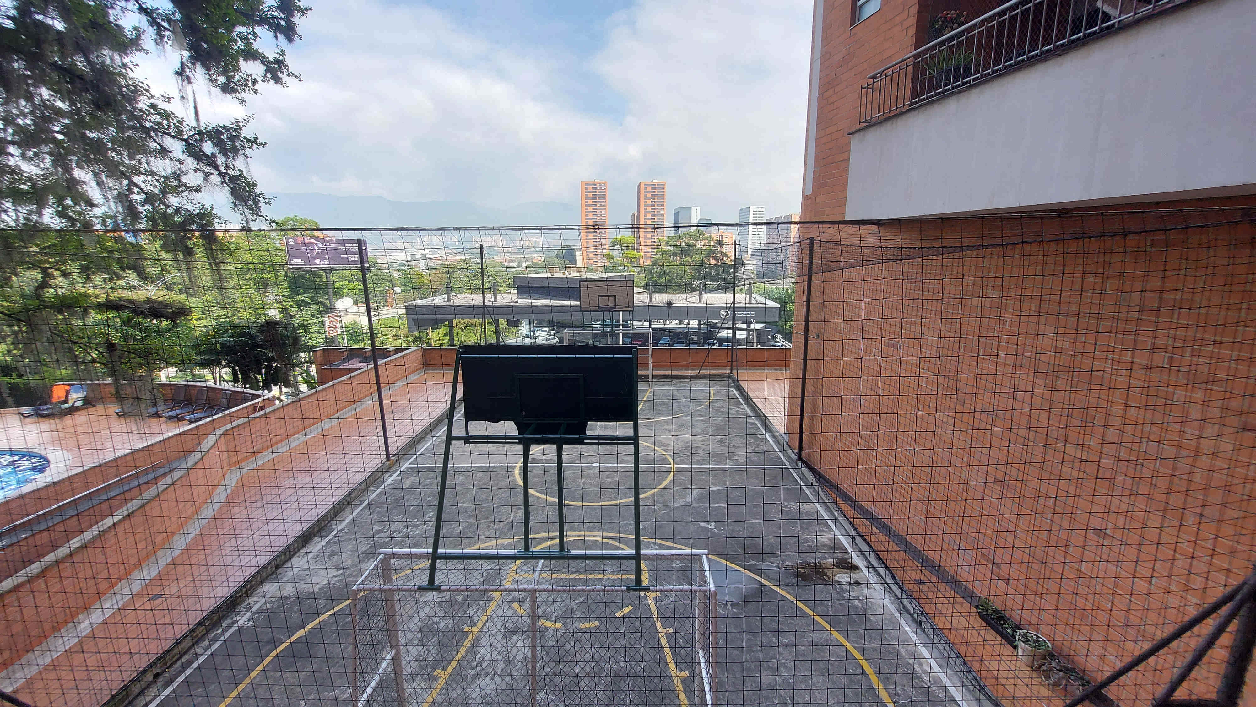 ARRIENDO APARTAMENTO CASTROPOL POBLADO