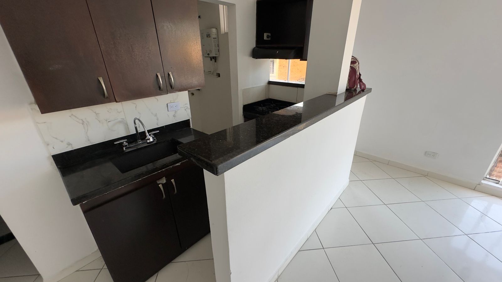ARRIENDO APARTAMENTO EN SANTA LUCIA
