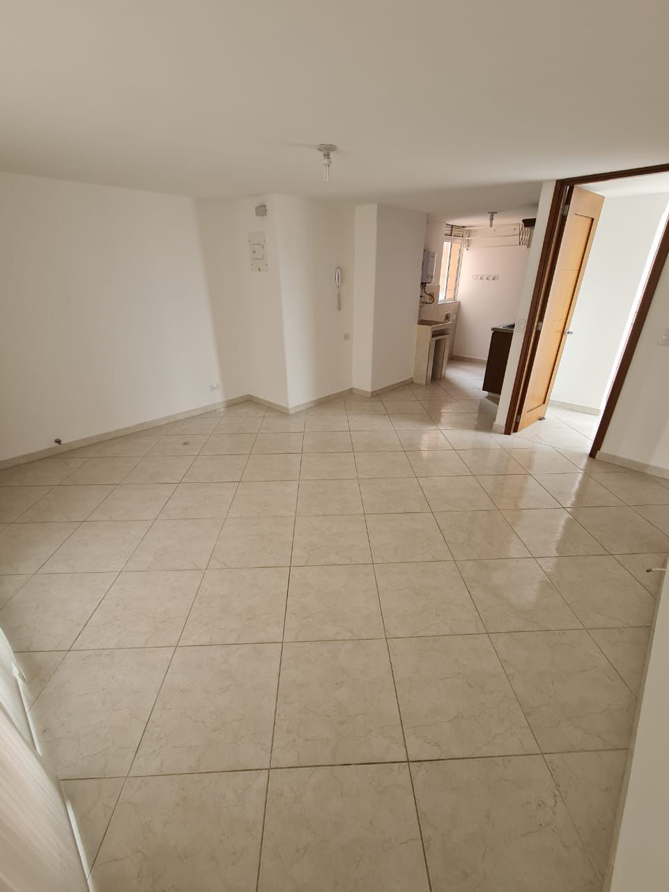 ARRIENDO APARTAMENTO EN LAURELES
