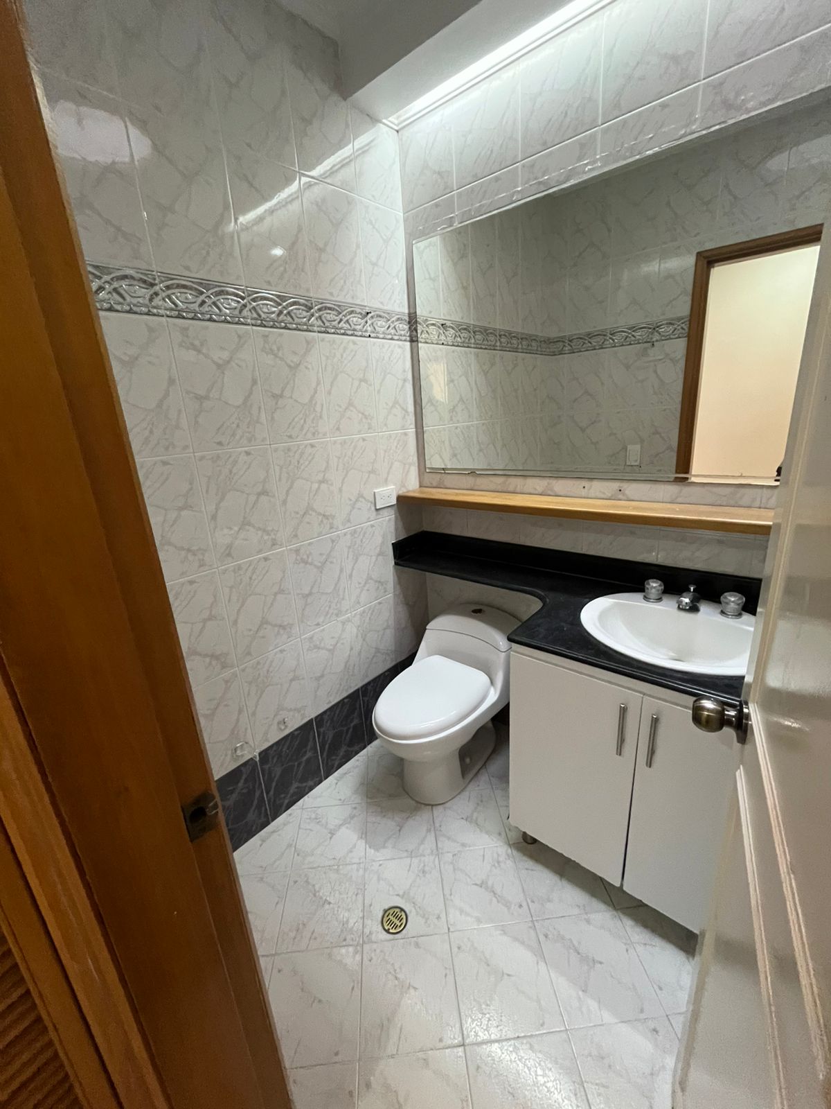 Arriendo Apartamento Sector Laureles las Acacias