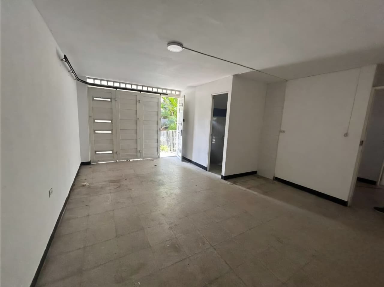 ARRIENDO CASA EN CALASANZ PARTE BAJA