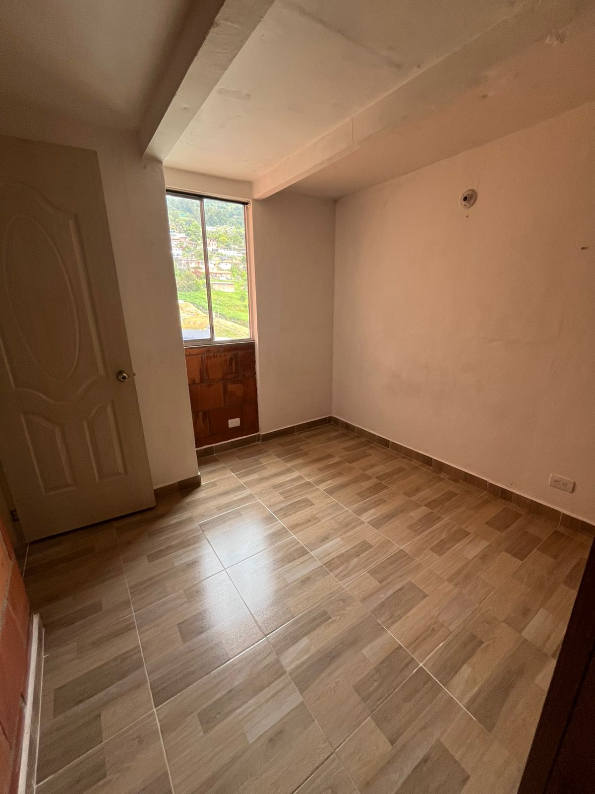 Arriendo apartamento en el sector de Robledo Pajarito