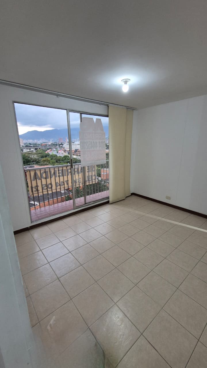 ARRIENDO APARTAMENTO EN EL POBLADO