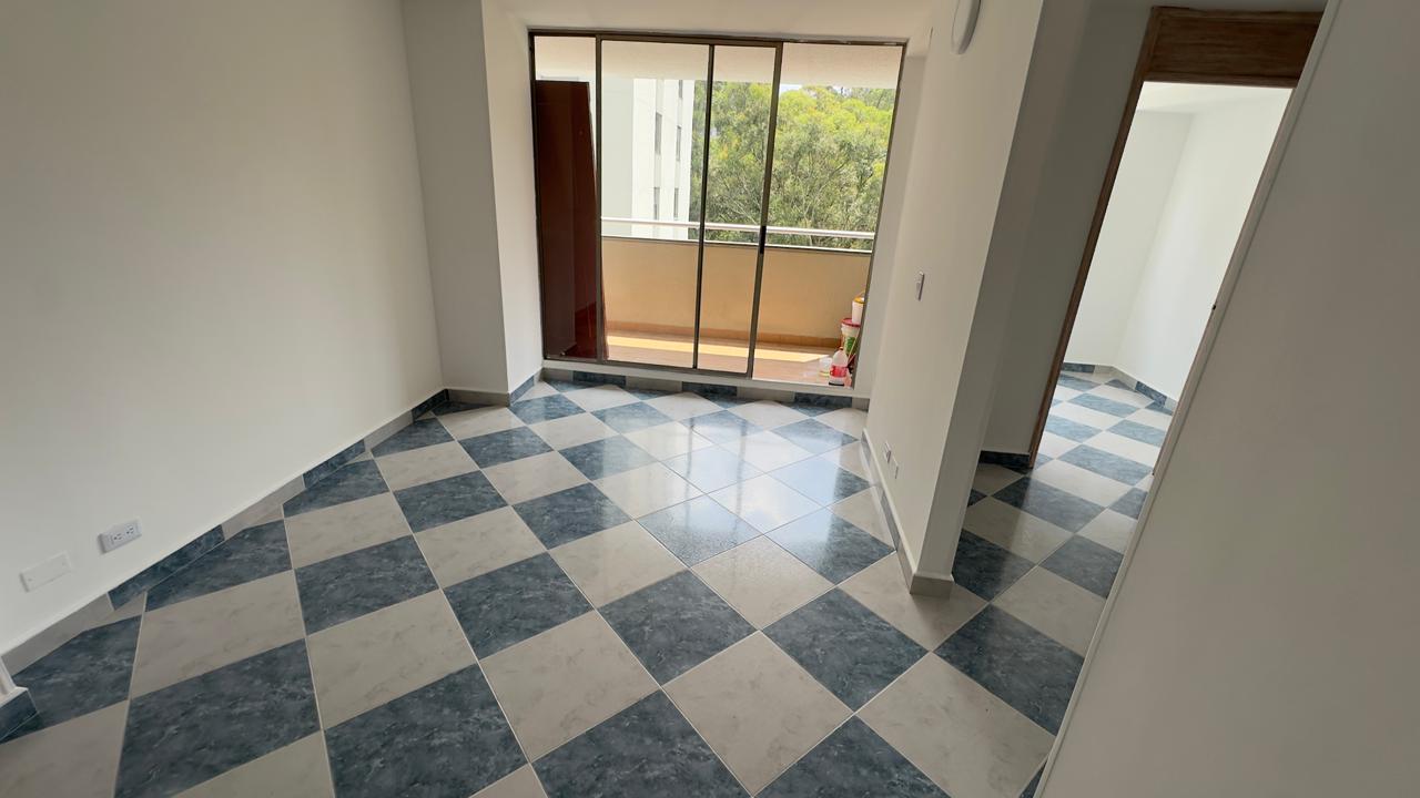 ARRIENDO APARTAMENTO EN RODEO ALTO