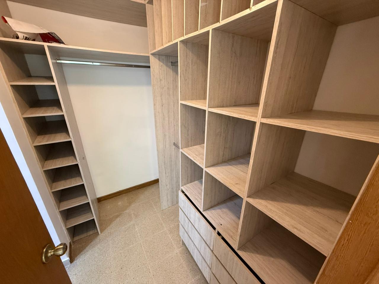 ARRIENDO APARTAMENTO EN EL POBLADO