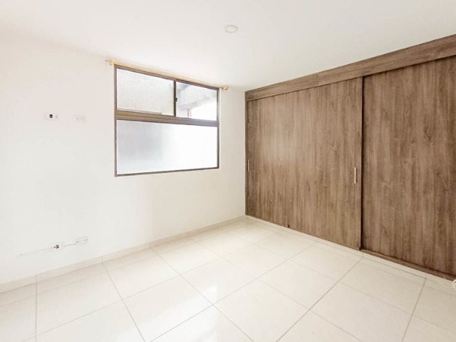 ARRIENDO APARTAMENTO EN BARRIO CRISTOBAL