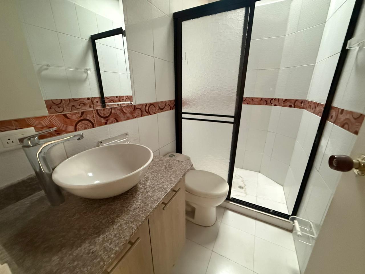 ARRIENDO CASA EN EL VELÓDROMO