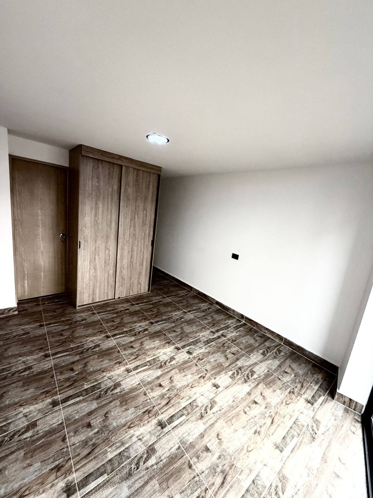 VENDO APARTAMENTO EN BELEN LAS VIOLETAS