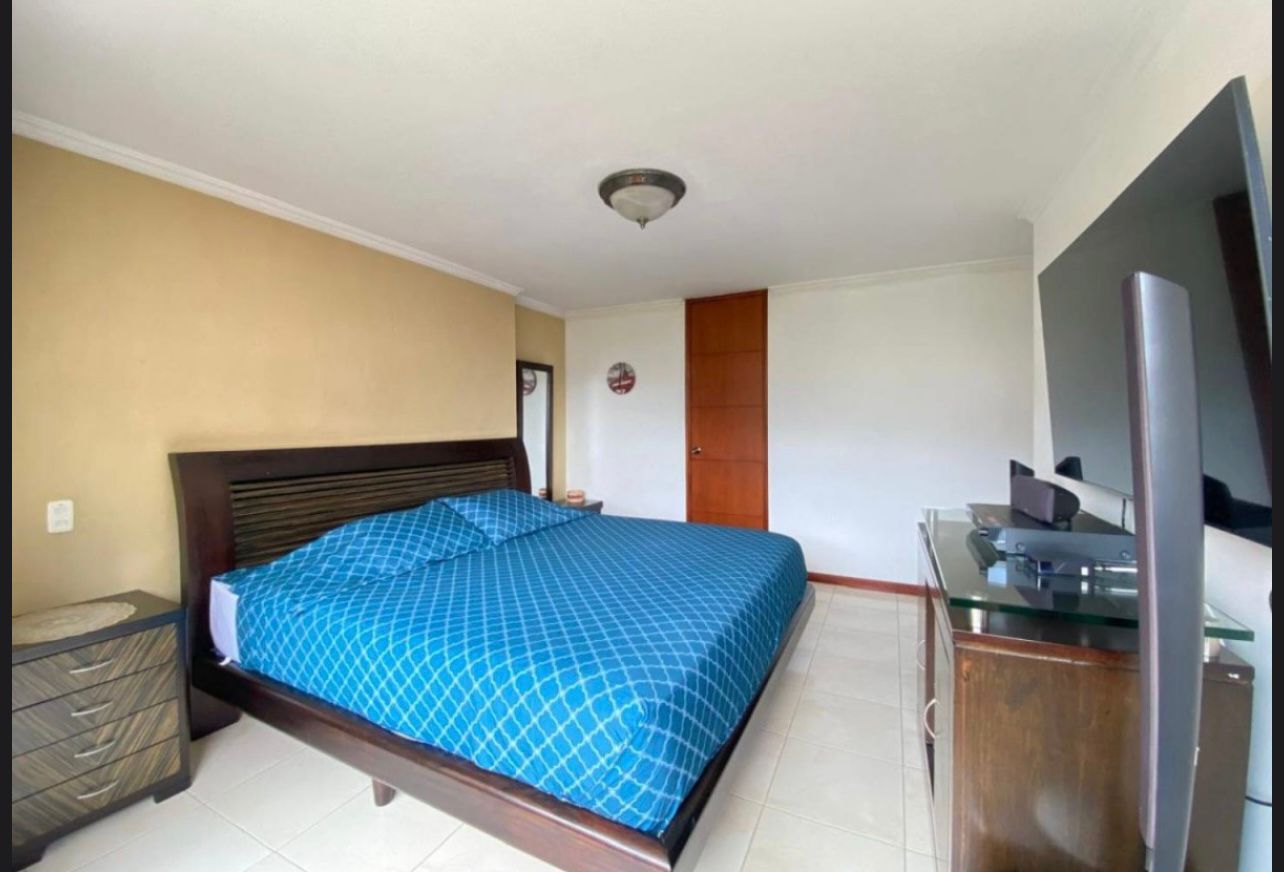 ARRIENDO APARTAMENTO AMOBLADO EN EL POBLADO