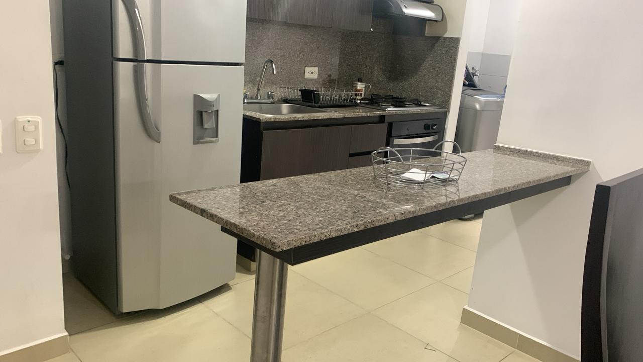 VENDO APARTAMENTO EN SANTA MONICA