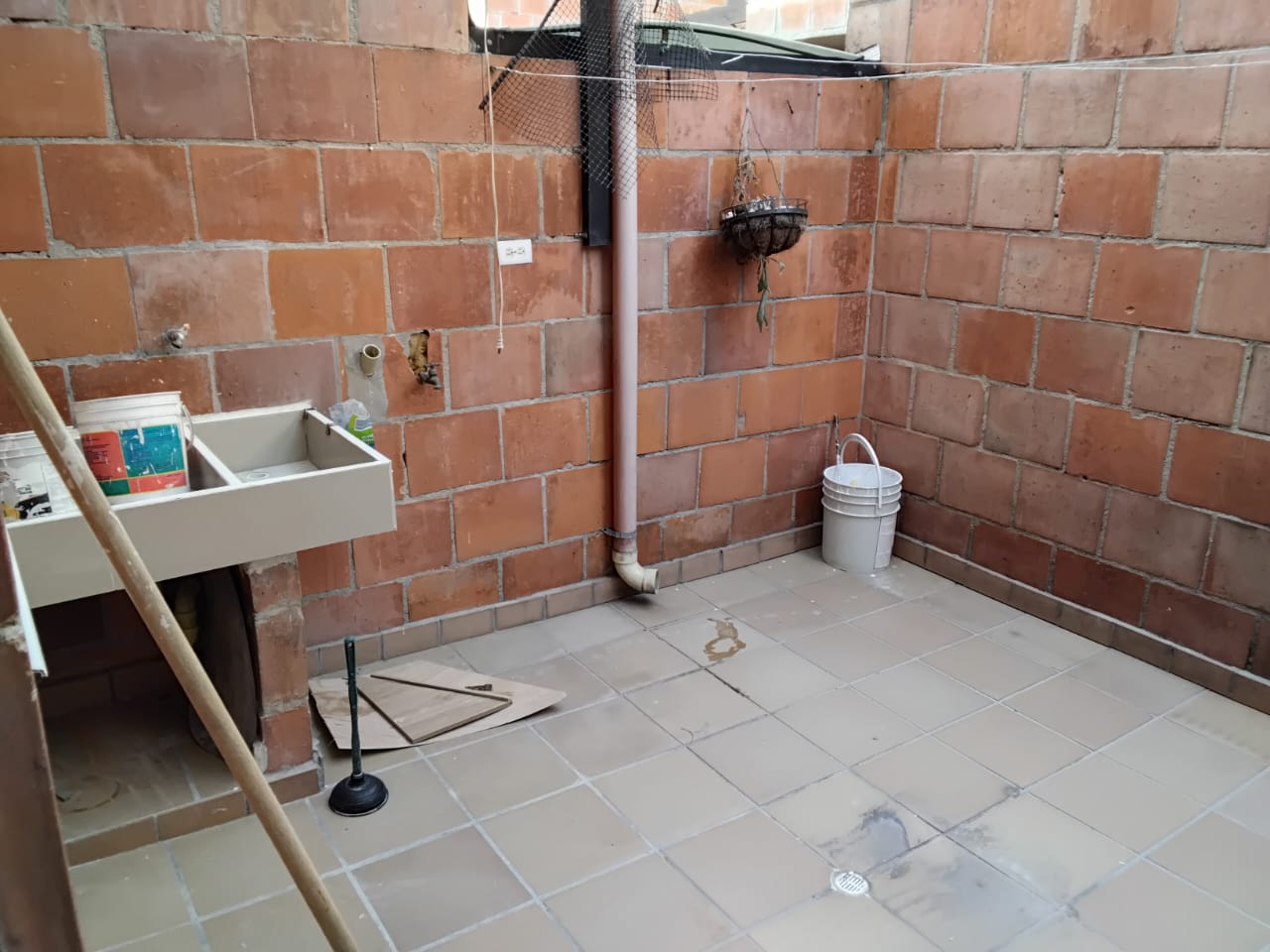 ARRIENDO APARTAMENTO EN RODEO ALTO