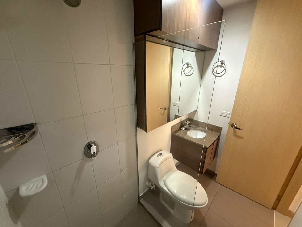 ARRIENDO APARTAMENTO EN LA LOMA DEL INDIO