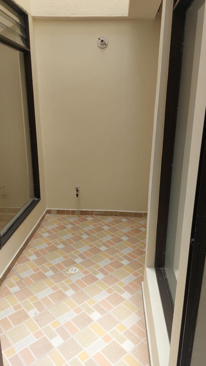 ARRIENDO APARTAMENTO EN SANTA MONICA