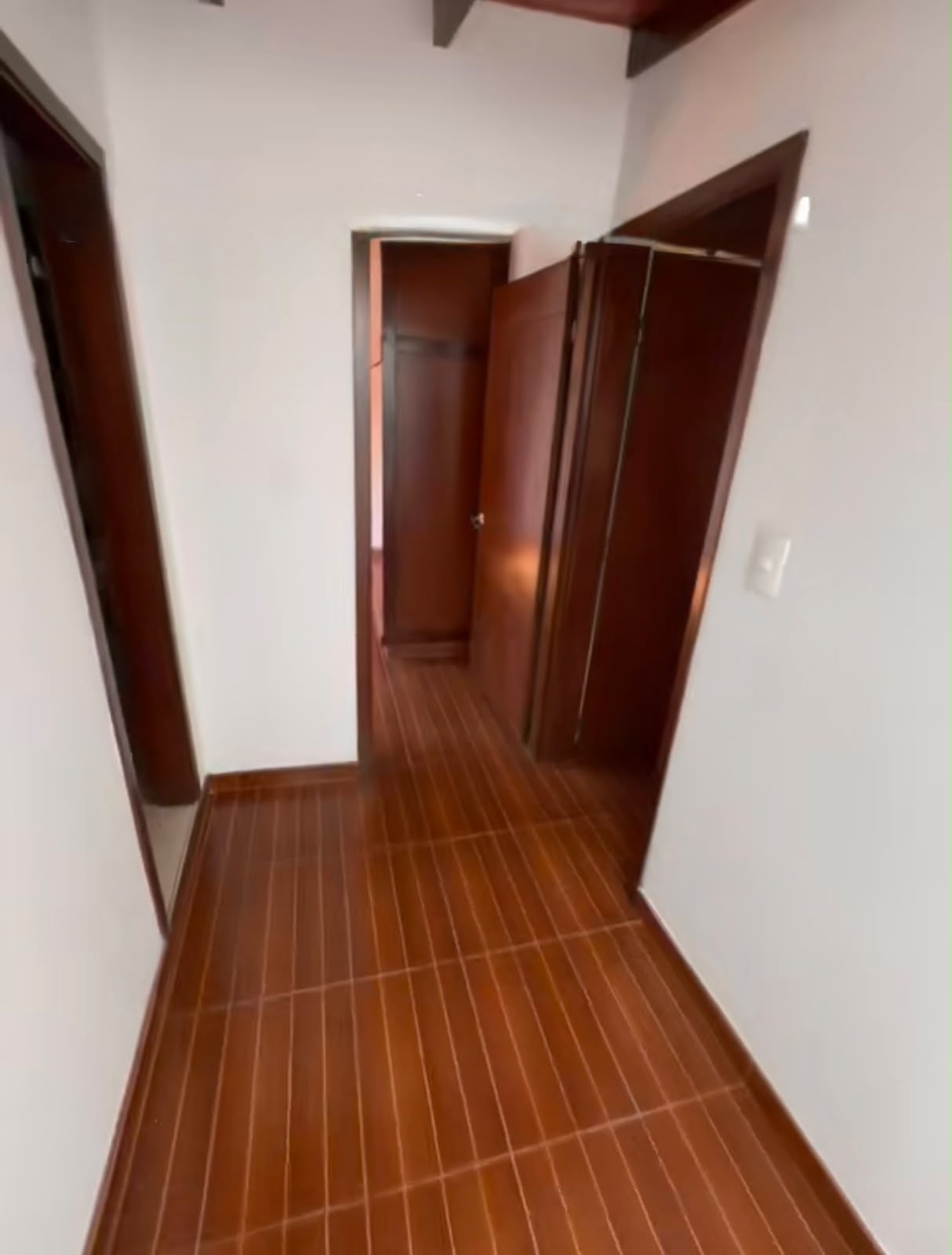 ARRIENDO CASA EN LAURELES NOGAL