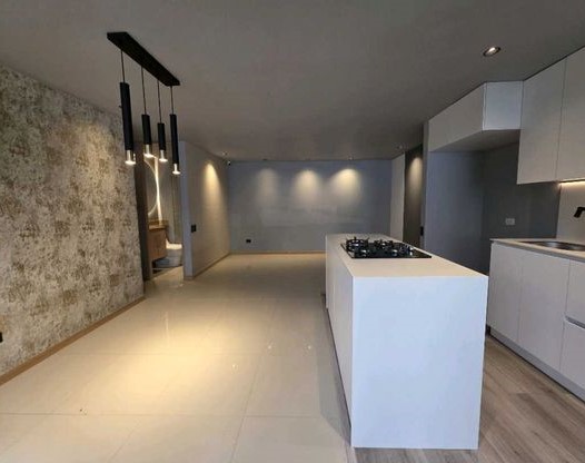 VENDO APARTAMENTO EN LA LOMA DEL INDIO