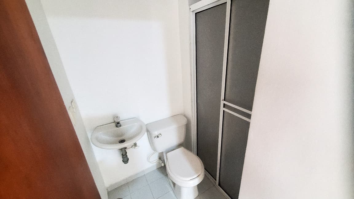 Arriendo apartamento en Calasanz