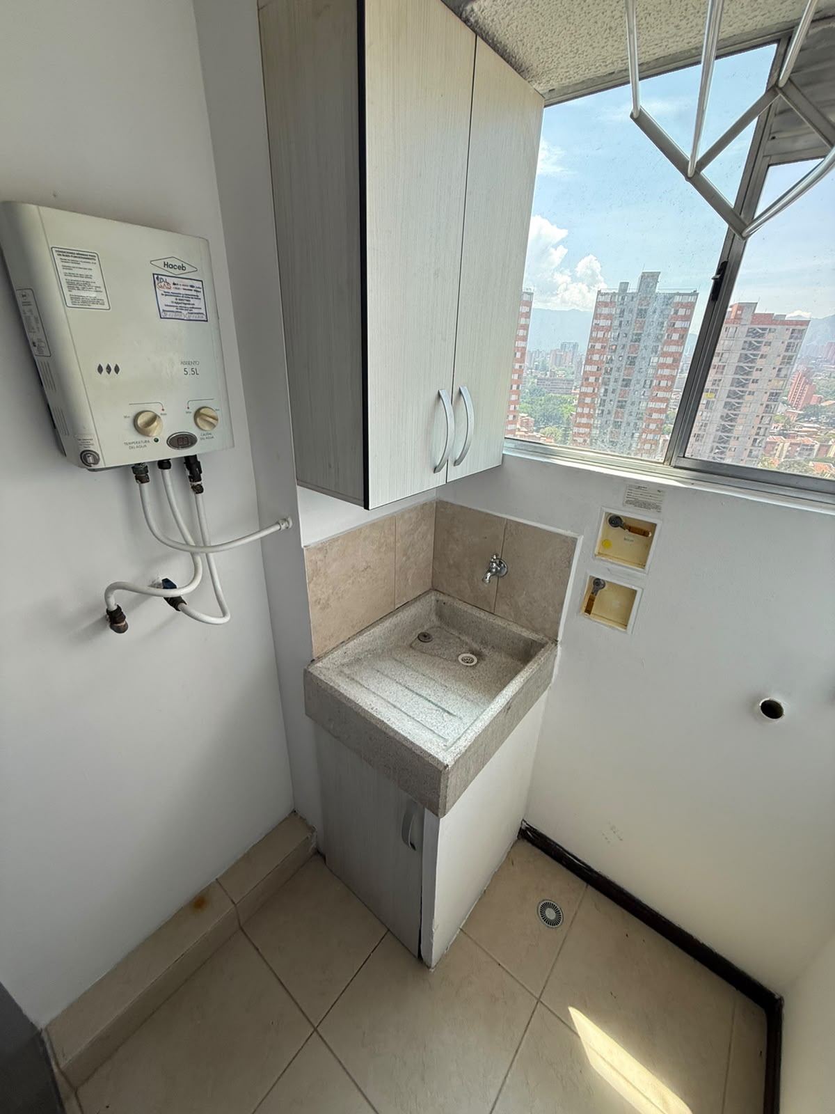 Arriendo Apartamento en Calasanz