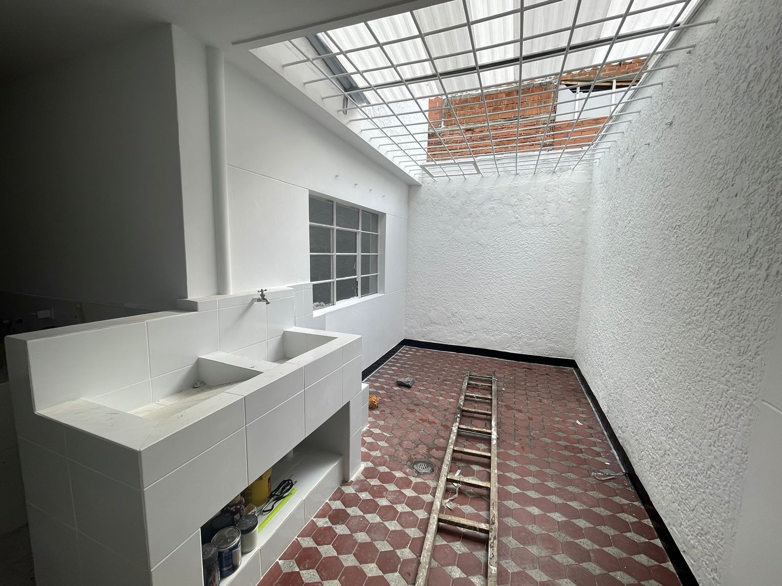 ARRIENDO CASA SANTA MONICA  PRIMER PISO