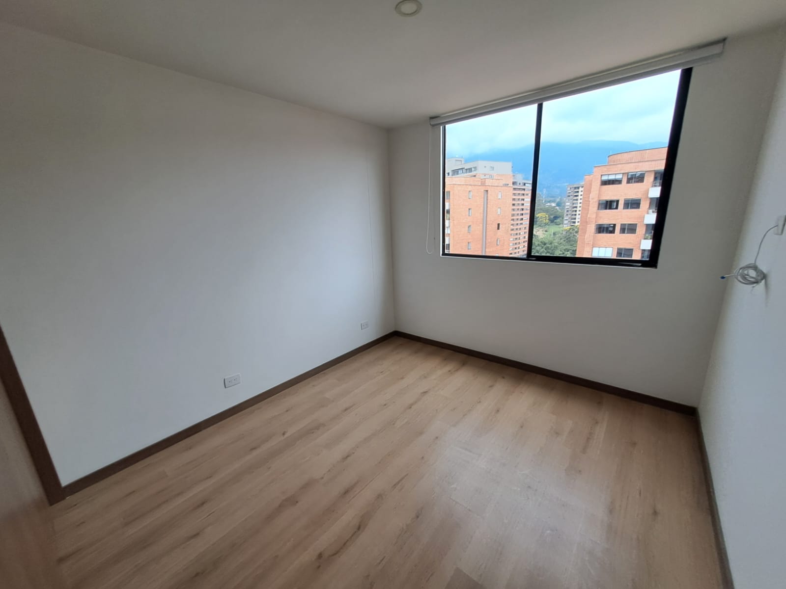ARRIENDO APARTAMENTO ENVIGADO LOMA DE LAS BRUJAS  BIOCITY GRAND