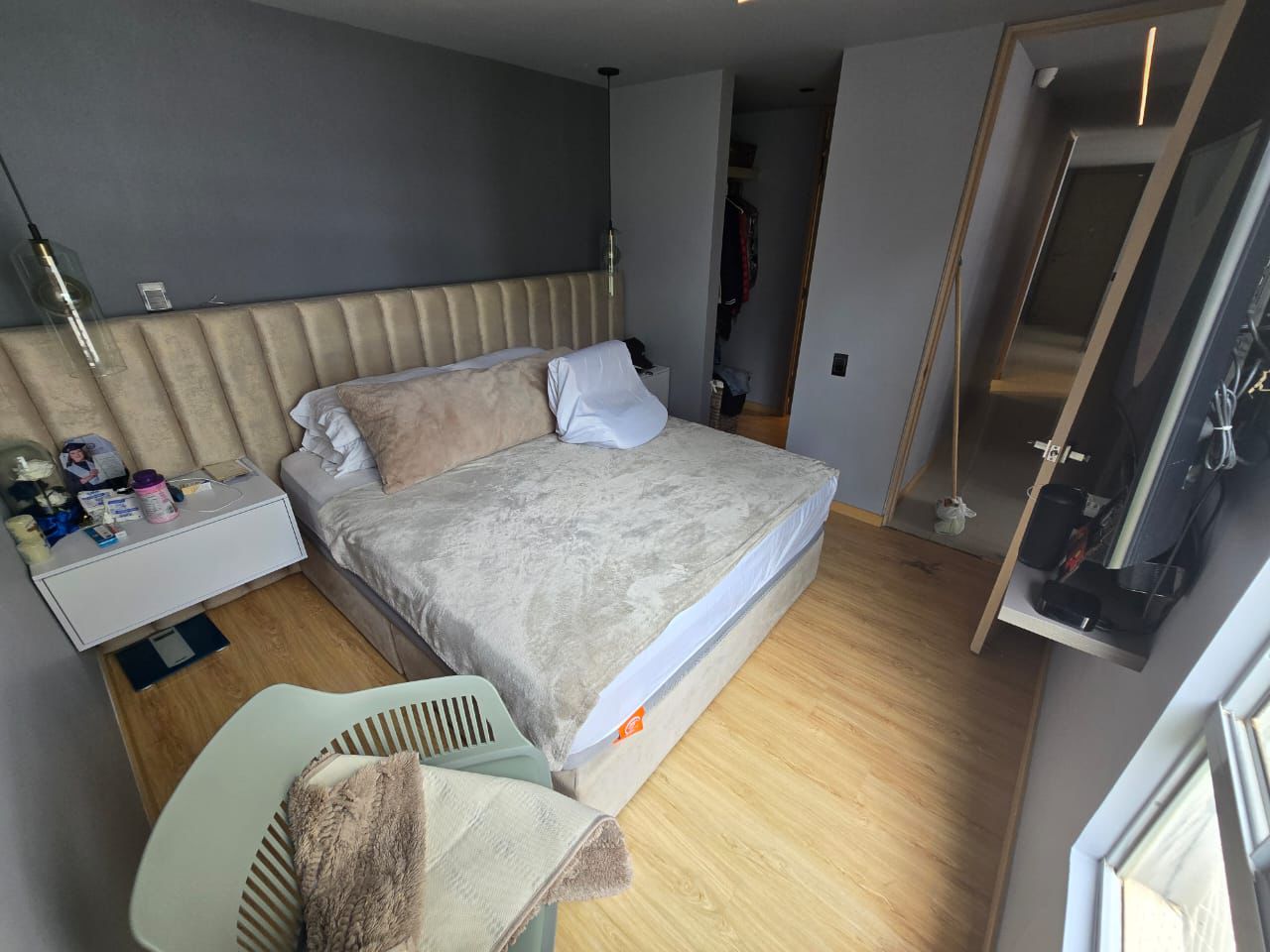 ARRIENDO APARTAMENTO EN LA LOMA DEL INDIO