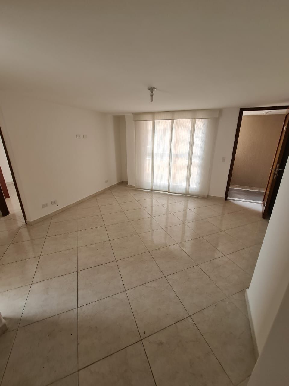 ARRIENDO APARTAMENTO EN LAURELES