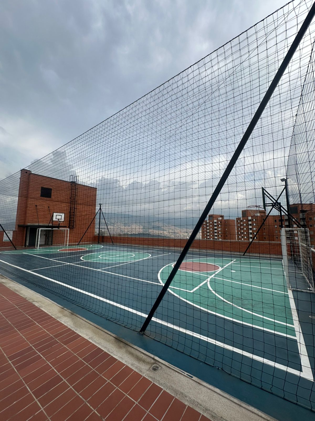 VENDO APARTAMENTO EN CALASANZ PARTE ALTA