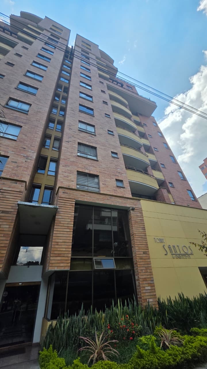 VENDO APARTAMENTO PENTHOUSE DUPLEX EN CONQUISTADORES