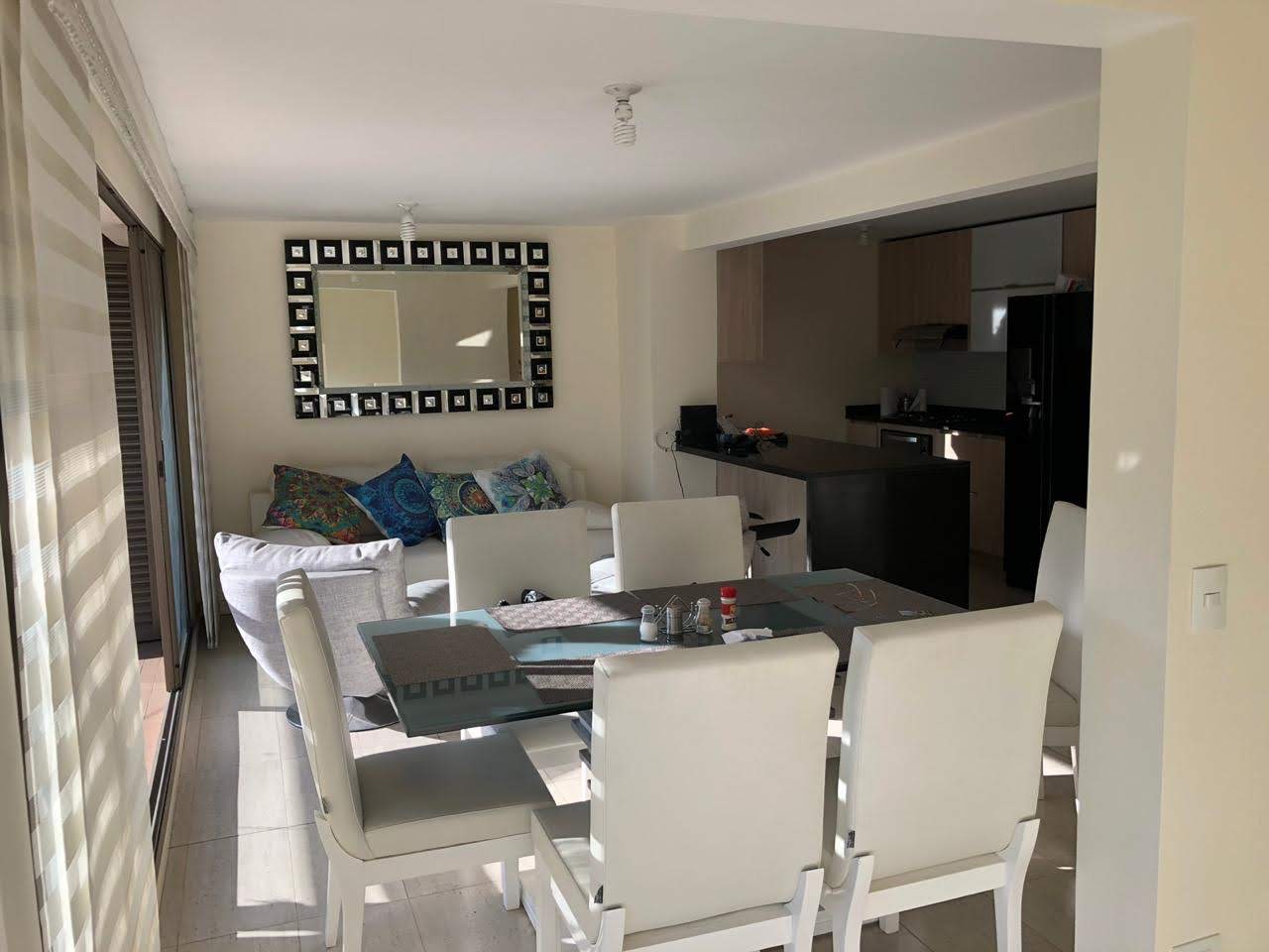 VENDO APARTAMENTO EN LA LOMA DE LOS BERNAL