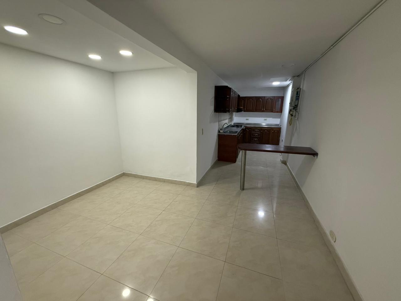 ARRIENDO CASA EN SANTA MONICA