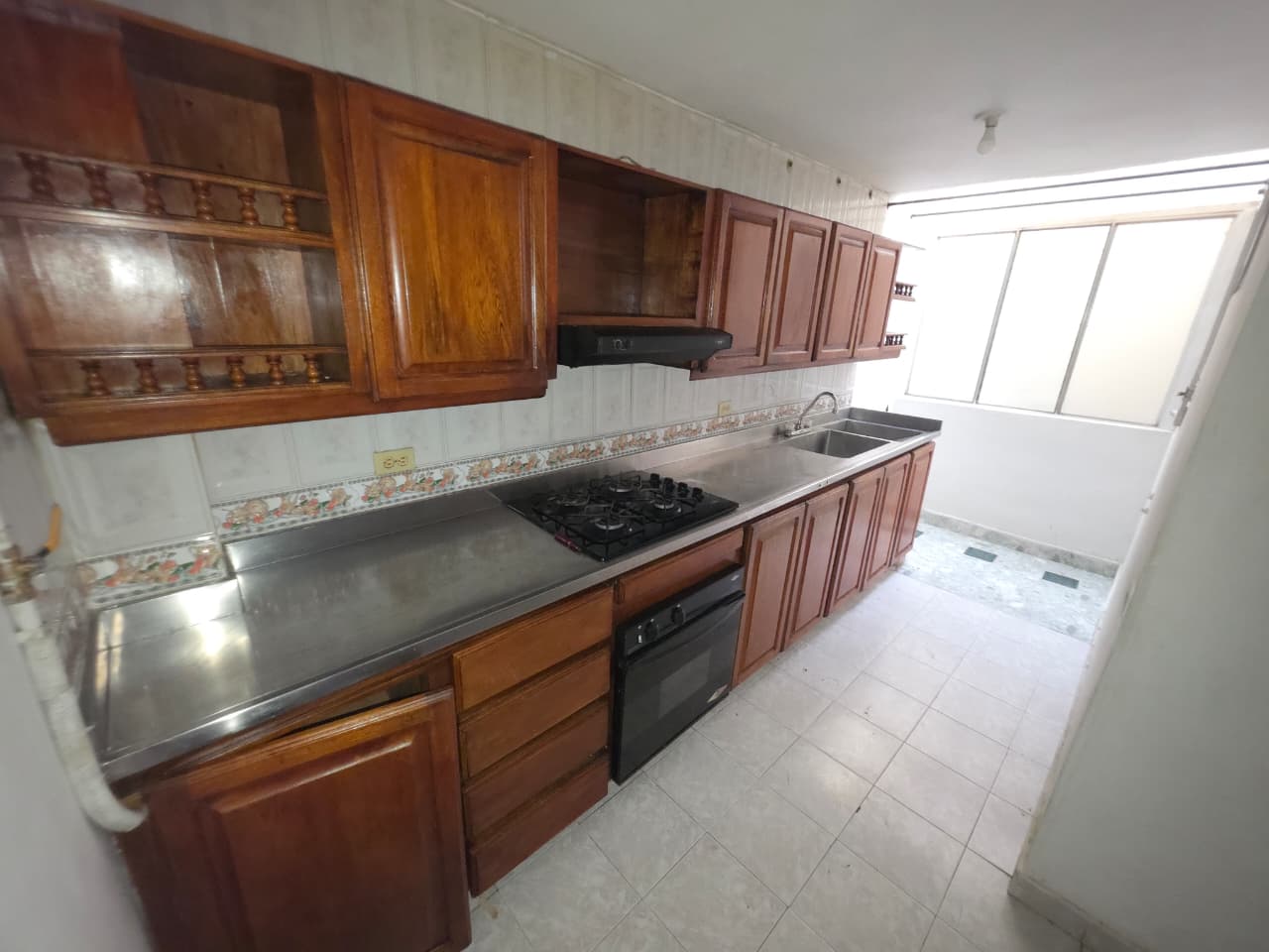 ARRIENDO APARTAMENTO EN LA AMERICA