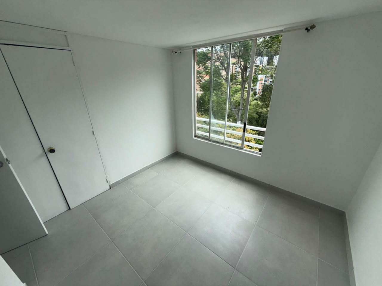 ARRIENDO APARTAMENTO DUPLEX EN CALASANZ
