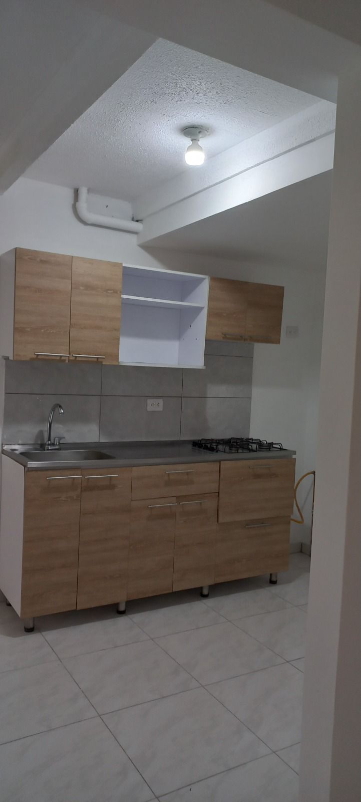 Arriendo aparta estudio Robledo Pajarito