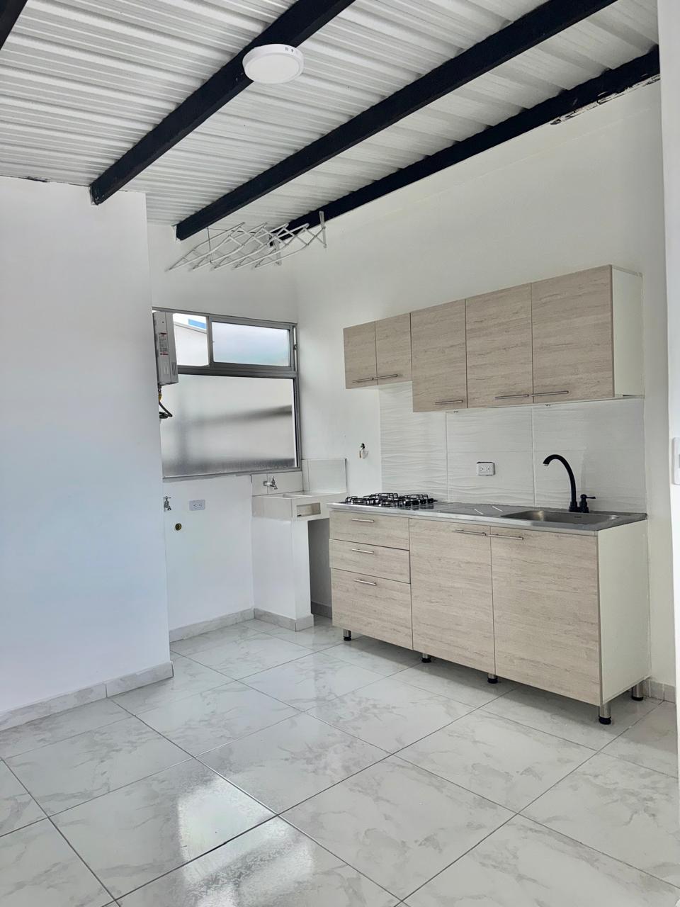 ARRIENDO APARTAESTUDIO EN BELEN LA PALMA