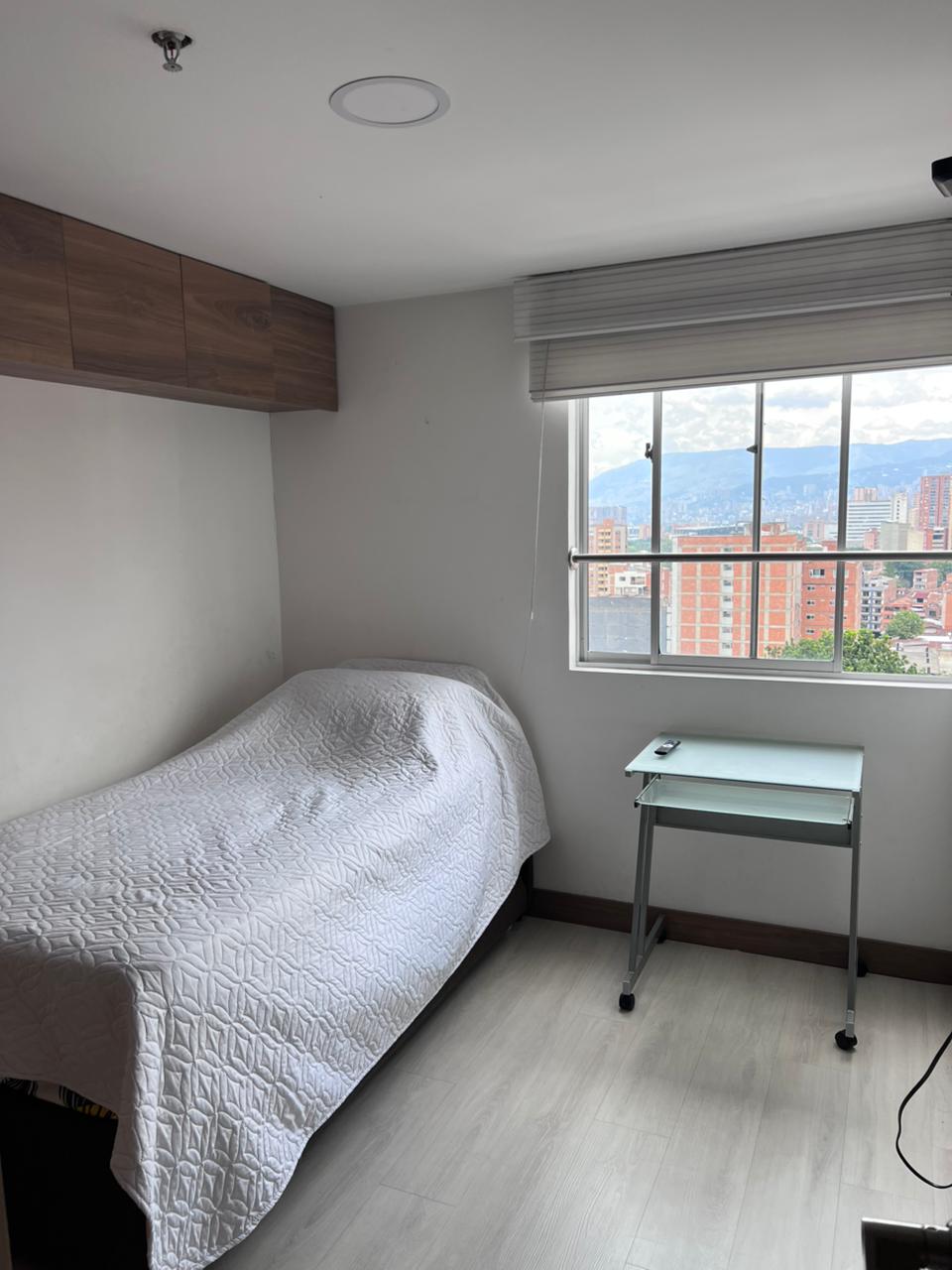 VENDO APARTAMENTO EN SABANETA PARQUE
