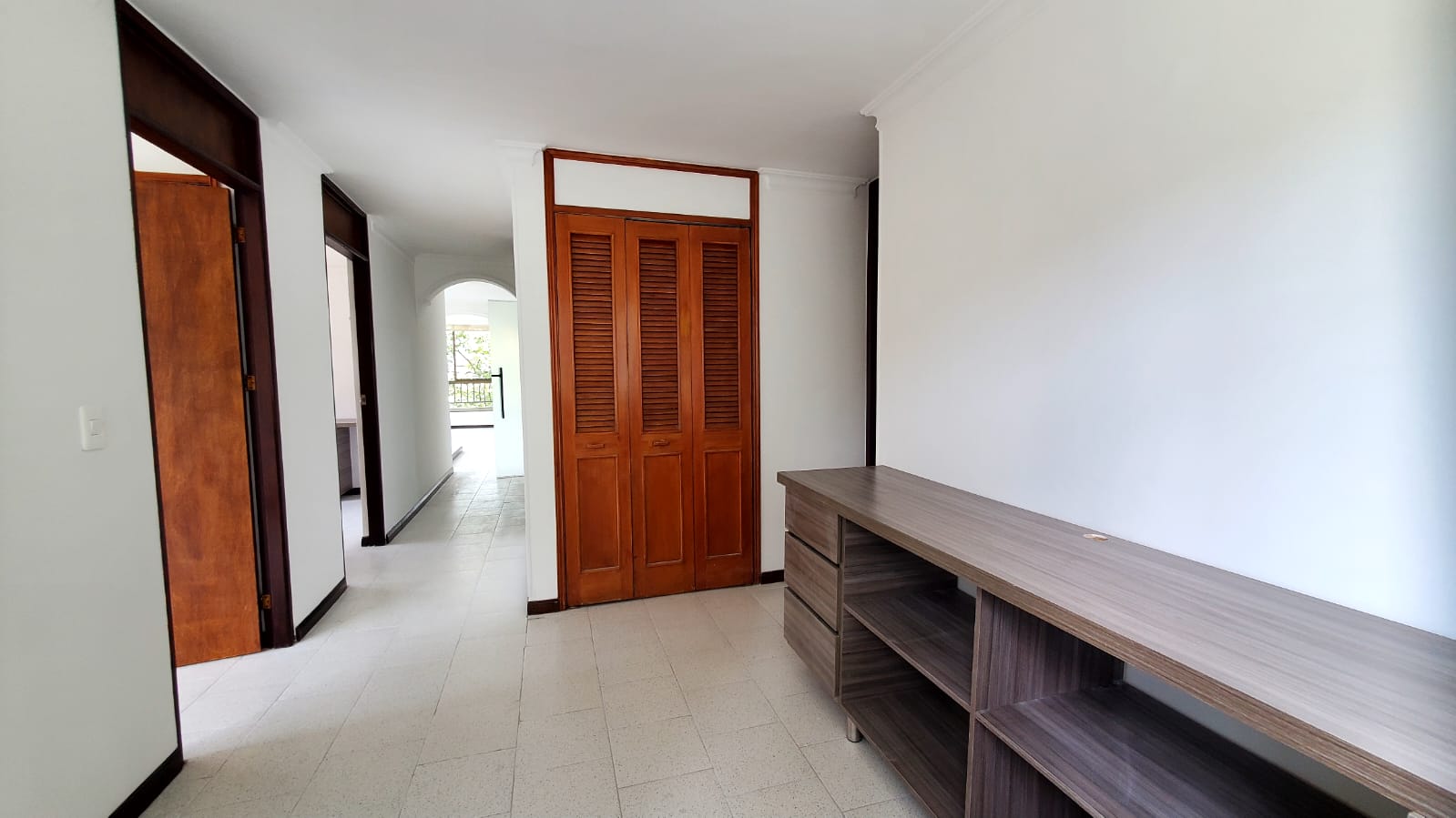 ARRIENDO APATAMENTO POBLADO LOMA DE ALEJANDRIA