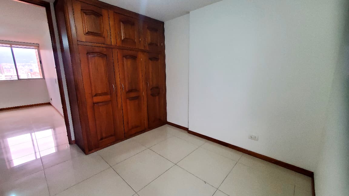 Arriendo apartamento los colores