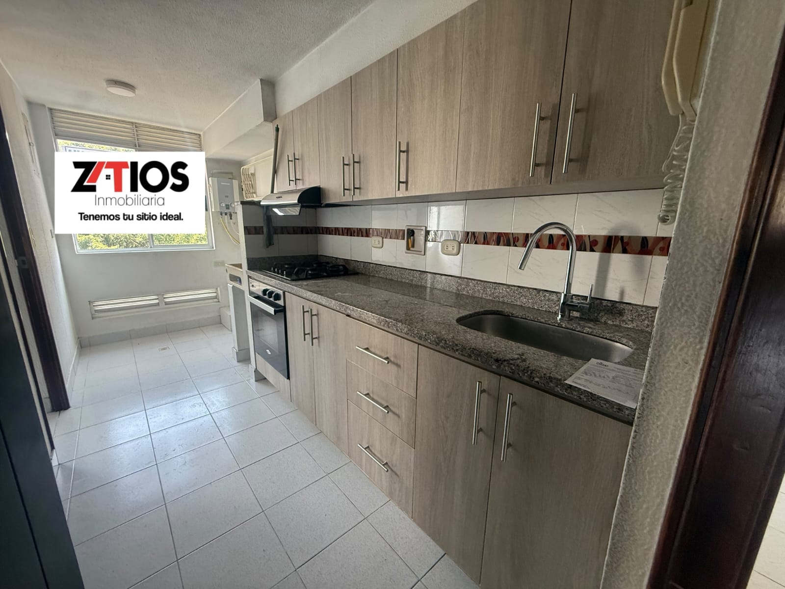 Arriendo Apartamento Los Colores