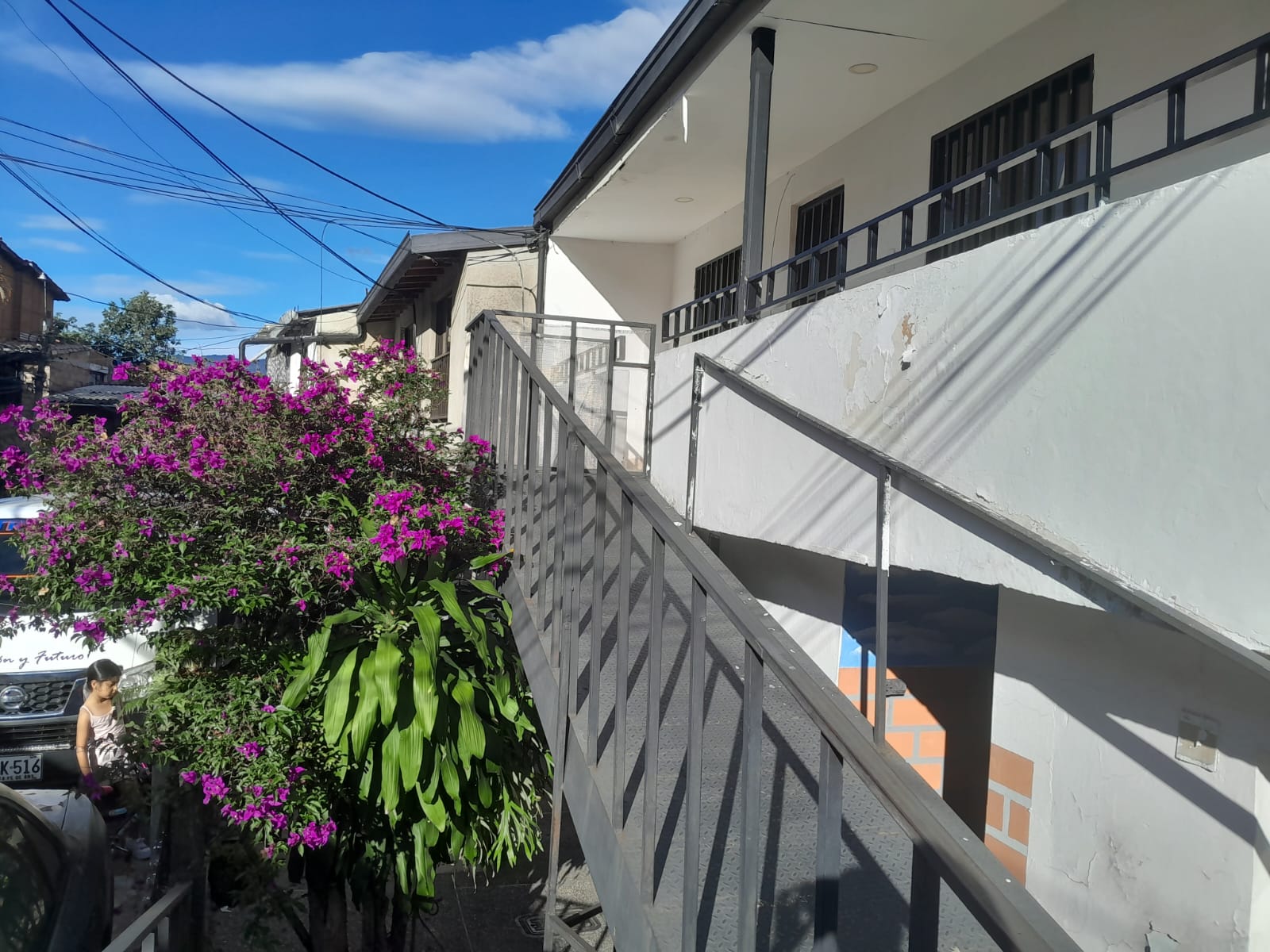 Vendo Casa Dos Niveles Robledo las Margaritas