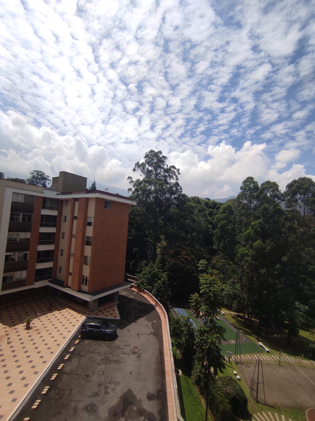 ARRIENDO APARTAMENTO LOMA DE LAS BRUJAS ENVIGADO