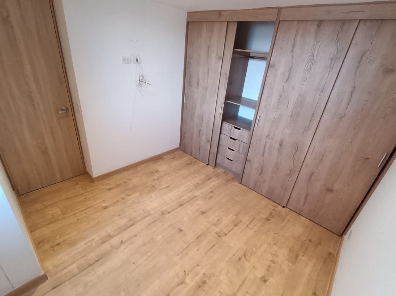 Arrienda Apartamento Robledo Pajarito