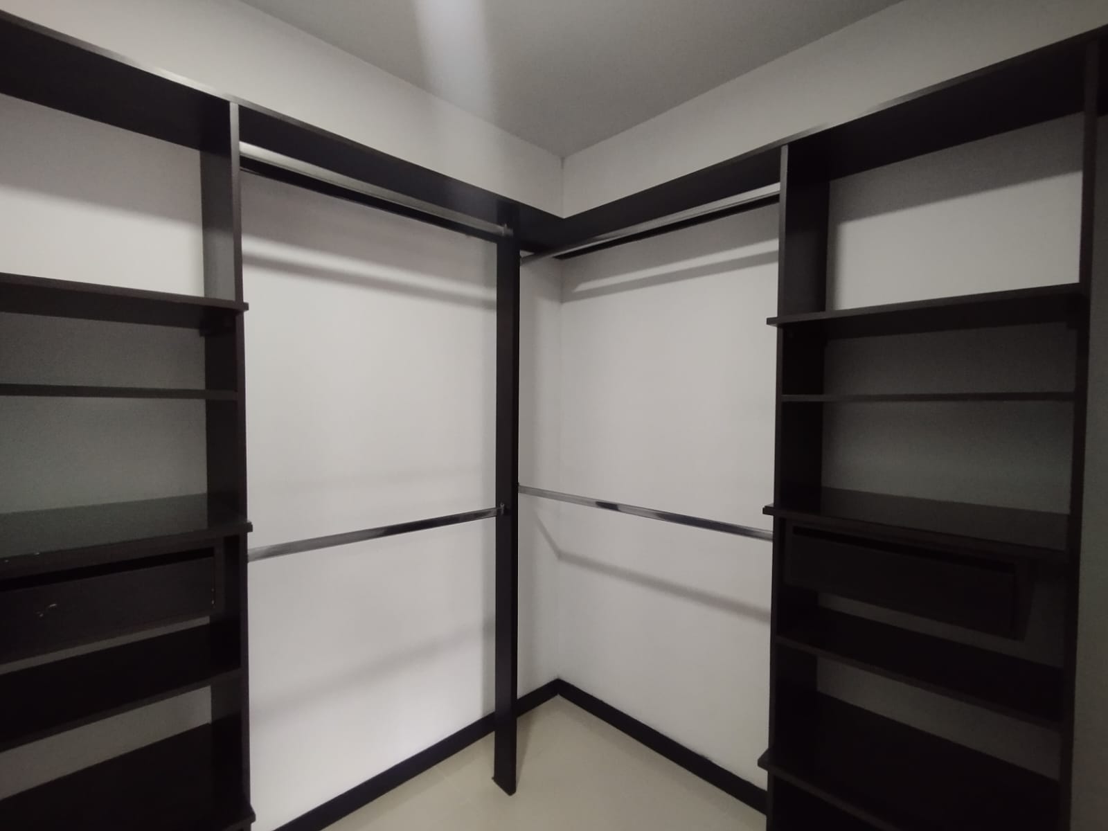 ARIENDO APARTAMENTO CIUDAD DEL RIO